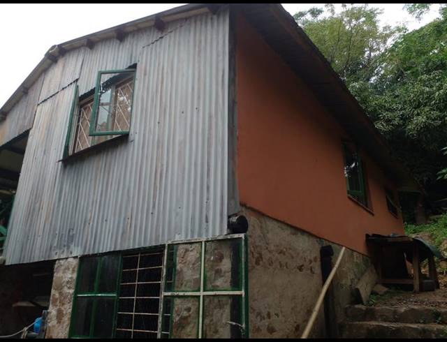 24 BEDROOM HOUSE FOR SALE IN QUEENSBURGH CENTRAL